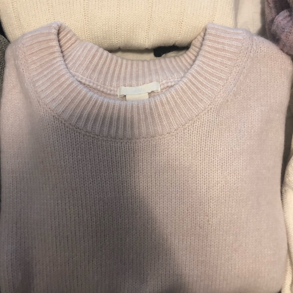 Sweatshirts🤍 - Picture 5 of 9